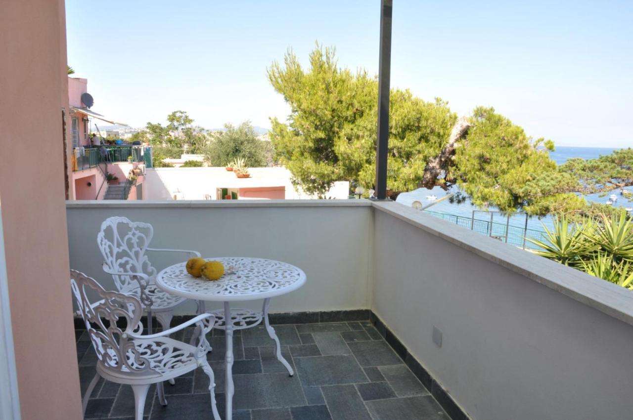 Calise Guest House Procida Eksteriør bilde